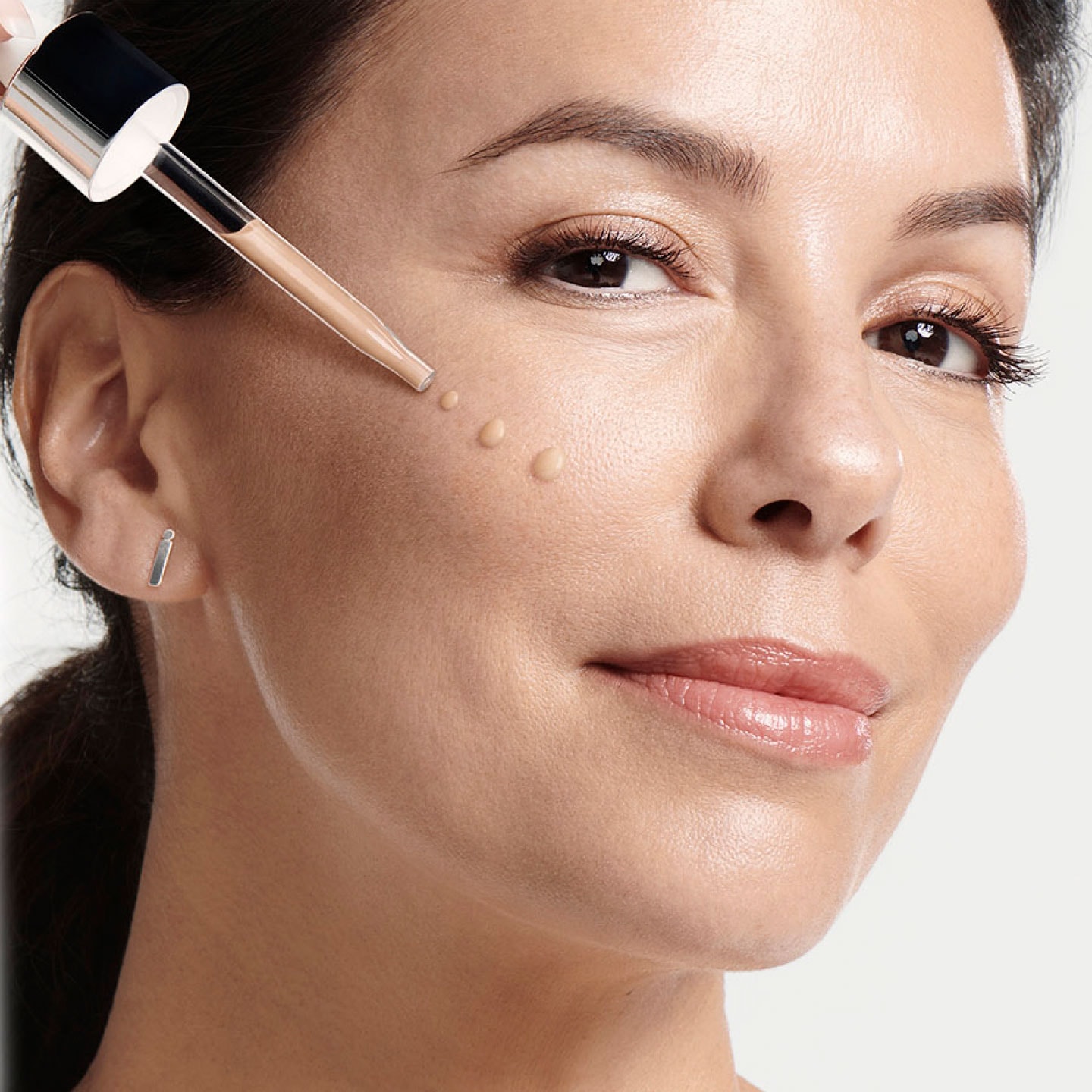 Truematch Nude Serum Hero Image